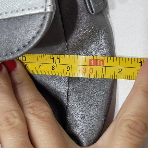 Matis Paris Women's Gray Adjustable Beauty Expert Little Purse Bag Pockets - Picture 10 of 12